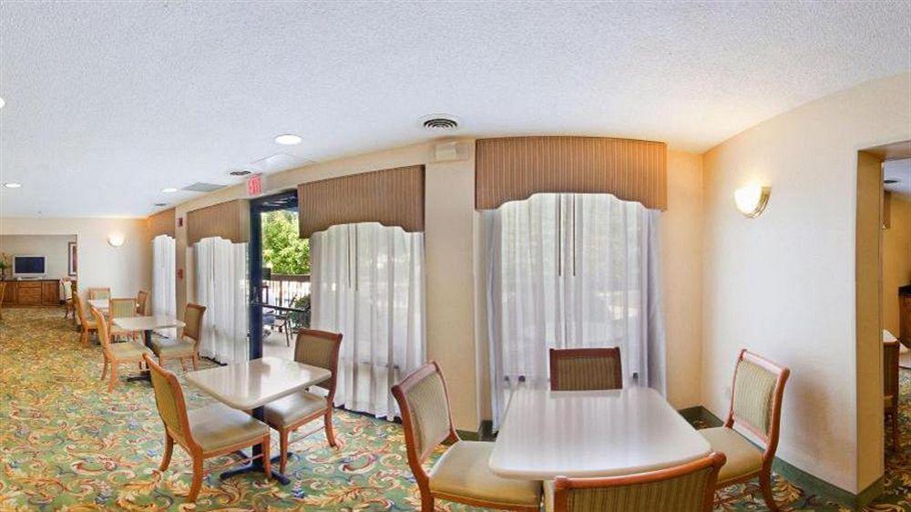 Holiday Inn Express Richmond-Mechanicsville By Ihg Esterno foto