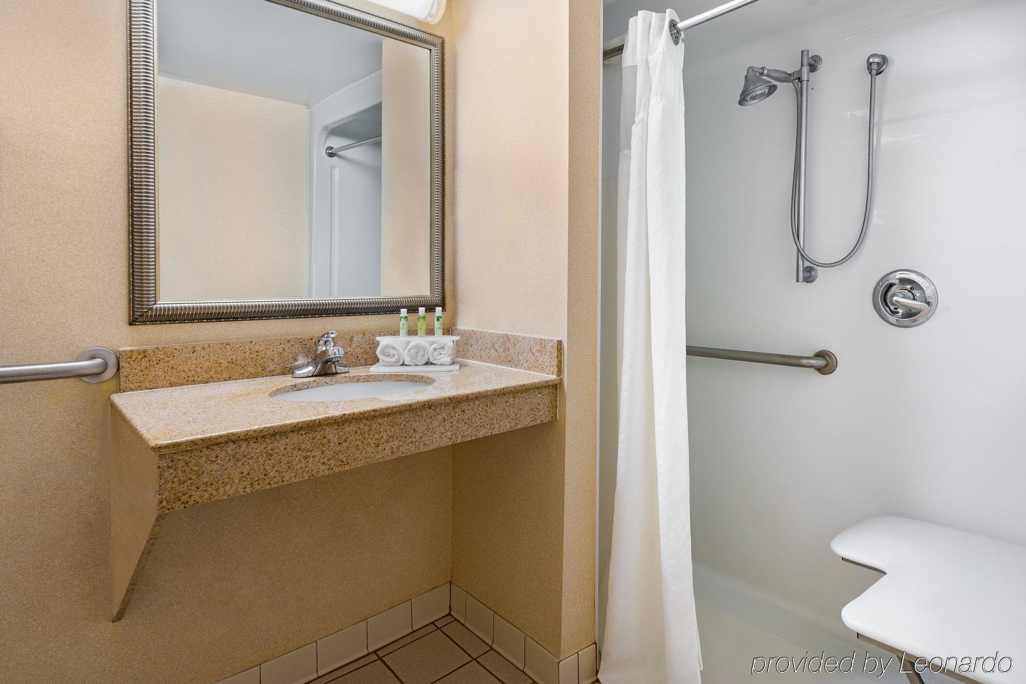 Holiday Inn Express Richmond-Mechanicsville By Ihg Esterno foto